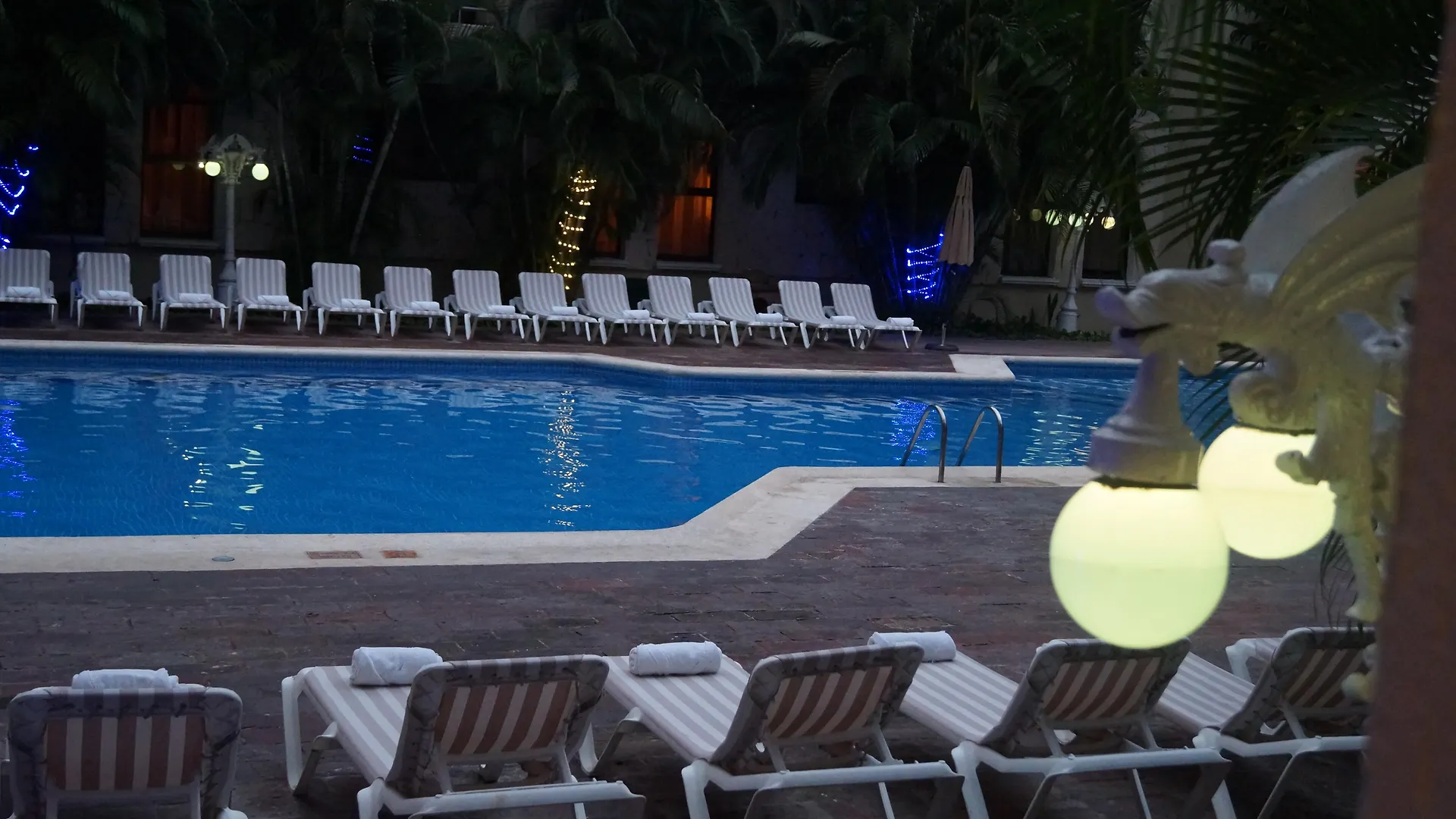 Hotel Adhara Hacienda Cancún