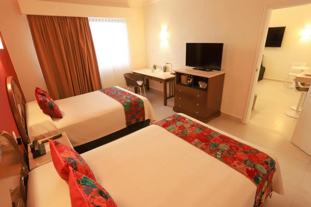 Hotel Adhara Hacienda Cancún