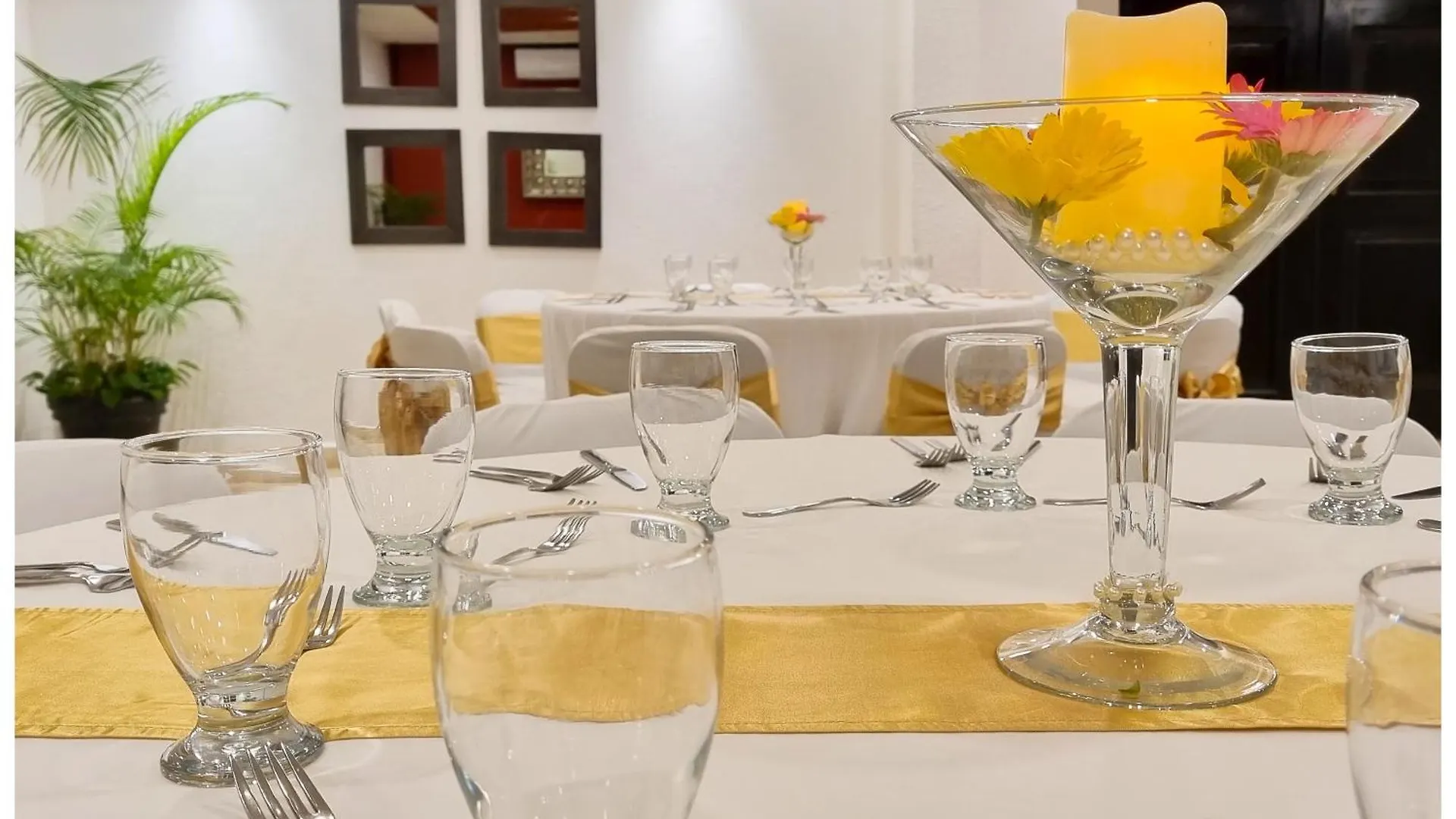 Adhara Hacienda Cancún México