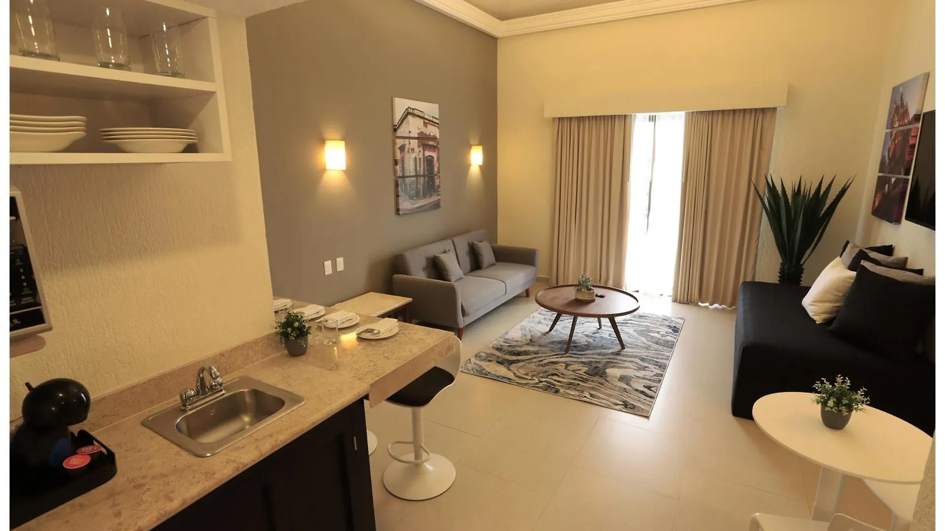 **** Hotel Adhara Hacienda Cancún México