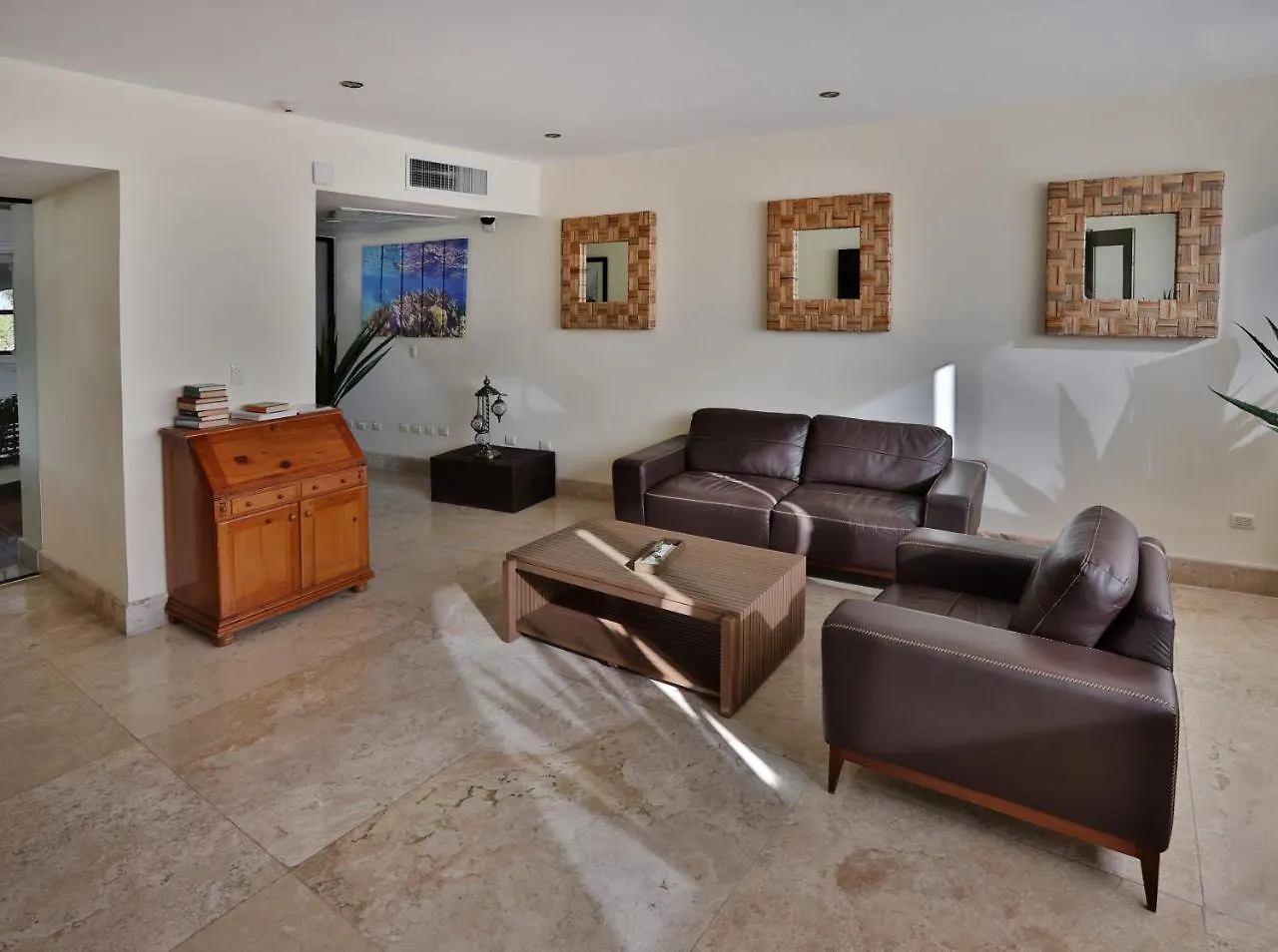 Adhara Hacienda Cancún Hotel